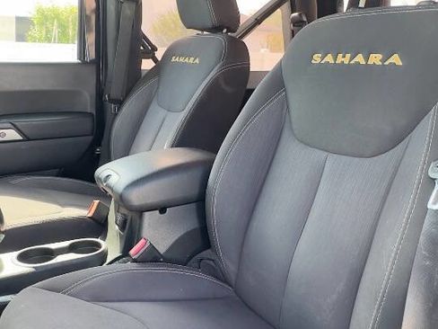 Used 2014 Jeep Wrangler Sahara w/ Dual Top Group AWD/4WD image 11