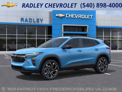 New 2026 Chevrolet Trax RS w/ Sunroof Package image 2