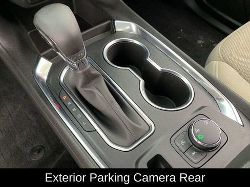 Used 2022 Chevrolet Traverse LS w/ Safety Package AWD/4WD image 28