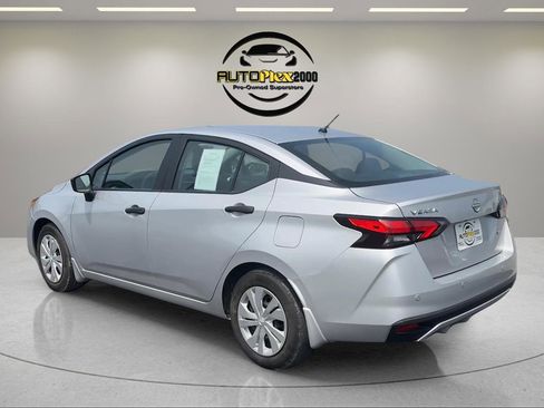Used 2024 Nissan Versa S w/ Trunk Package FWD image 5