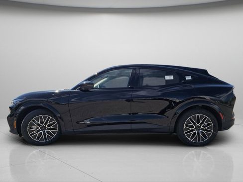 New 2026 Ford Mustang Mach-E Premium AWD/4WD image 18