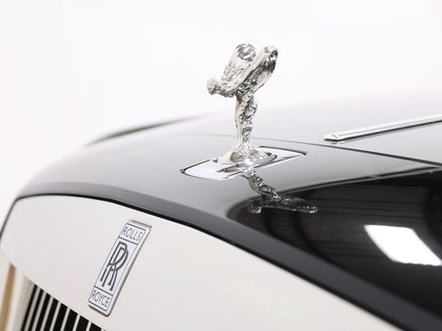 Used 2010 Rolls-Royce Ghost RWD image 6