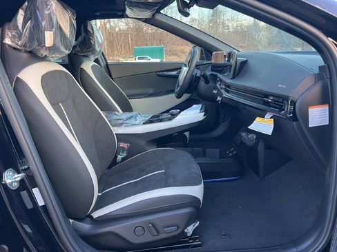 New 2025 Kia EV6 GT-Line image 16