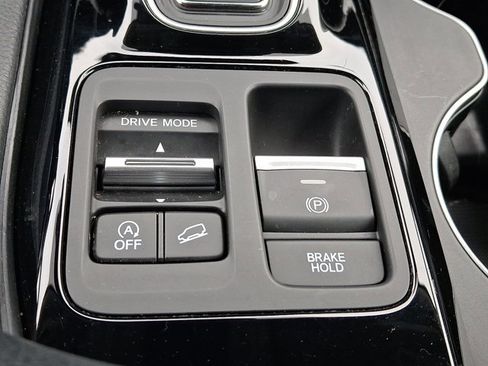 Certified 2025 Honda Pilot EX-L image 23