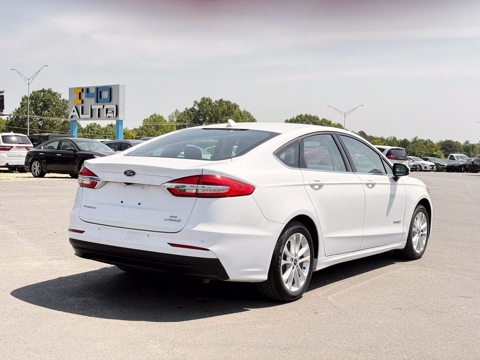 Used 2019 Ford Fusion SE FWD image 6