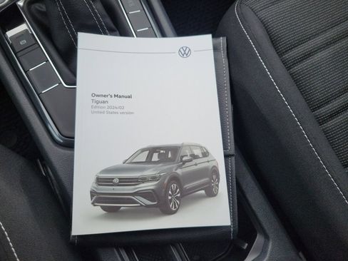 Certified 2024 Volkswagen Tiguan S FWD image 37