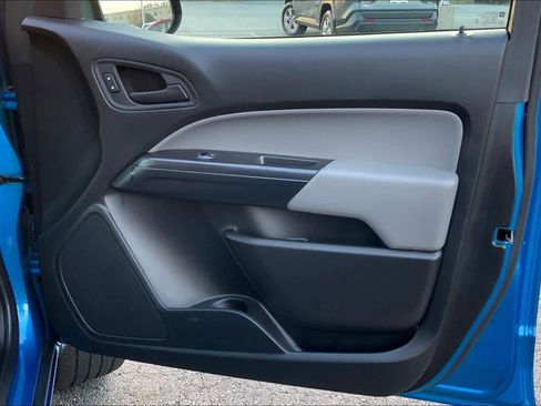 Used 2022 Chevrolet Colorado W/T w/ Custom Special Edition image 22