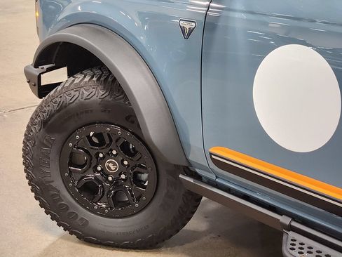 Used 2021 Ford Bronco First Edition AWD/4WD image 28