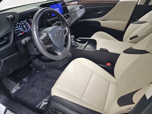Certified 2024 Lexus ES 350 w/ Premium Package FWD image 16