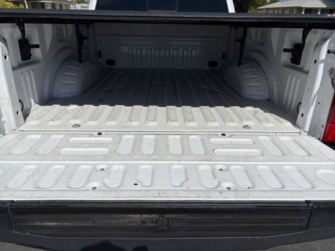Used 2021 Ford F350 Lariat w/ Lariat Ultimate Package AWD/4WD image 25