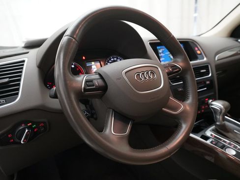 Used 2016 Audi Q5 2.0T Premium Plus w/ Technology Package AWD/4WD image 8