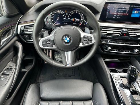 Used 2017 BMW 540i RWD image 42