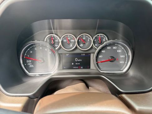 Used 2021 Chevrolet Tahoe LT w/ LT Signature Plus Package AWD/4WD image 16