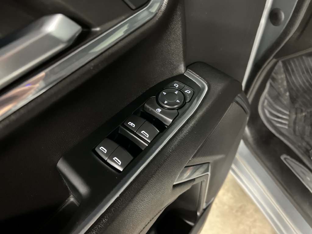 Certified 2023 Chevrolet Silverado 1500 RST AWD/4WD image 16