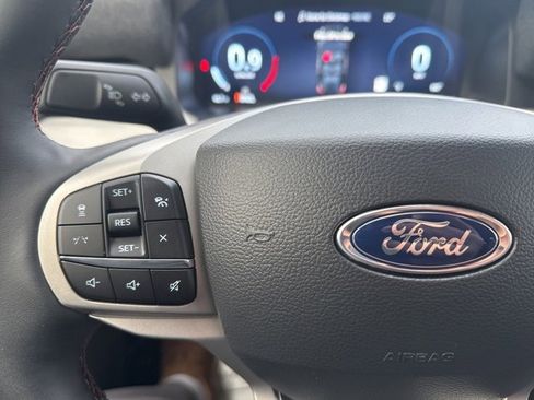 New 2026 Ford Explorer Active w/ Active Comfort Package image 20