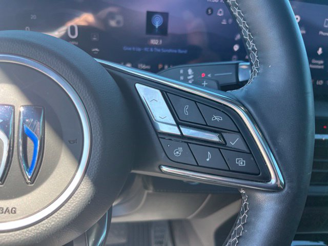 Used 2026 Buick Enclave Avenir w/ Super Cruise Package FWD image 19