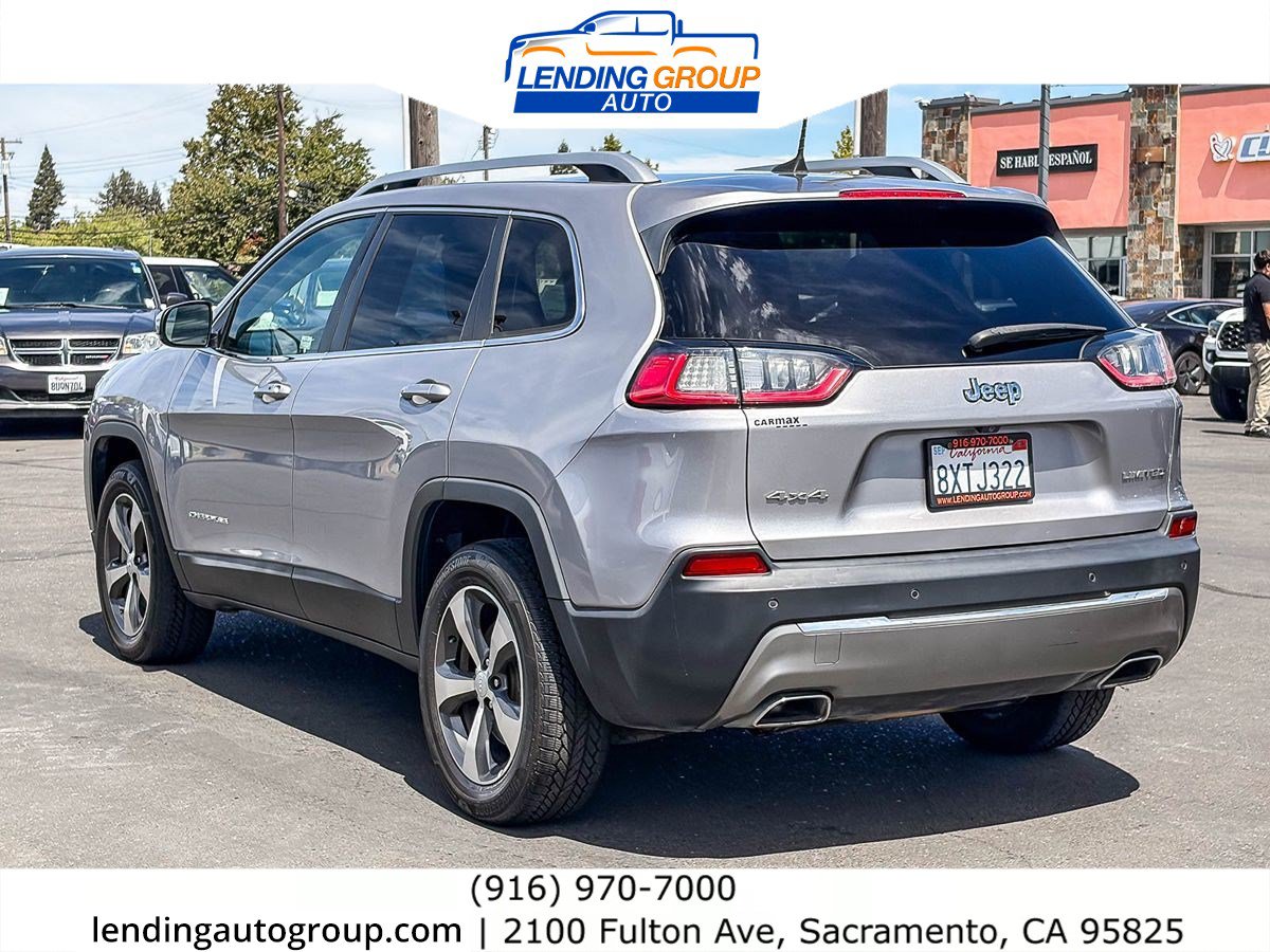 Used 2019 Jeep Cherokee Limited AWD/4WD image 2
