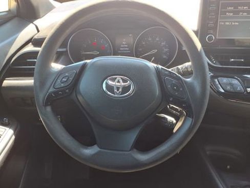 Used 2019 Toyota C-HR LE image 20