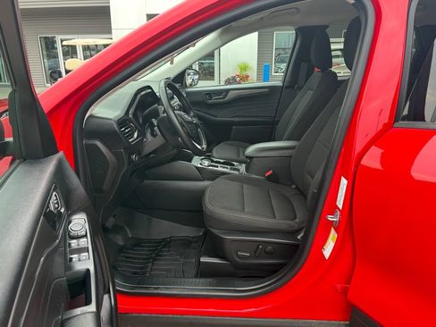 Used 2024 Ford Escape Active AWD/4WD image 10