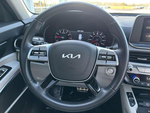 Used 2022 Kia Telluride SX w/ Towing Package FWD image 14