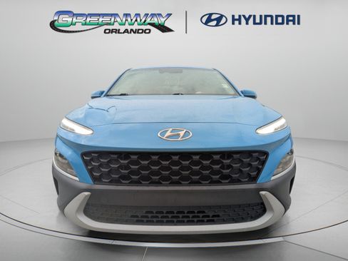 Used 2022 Hyundai Kona SE FWD image 3