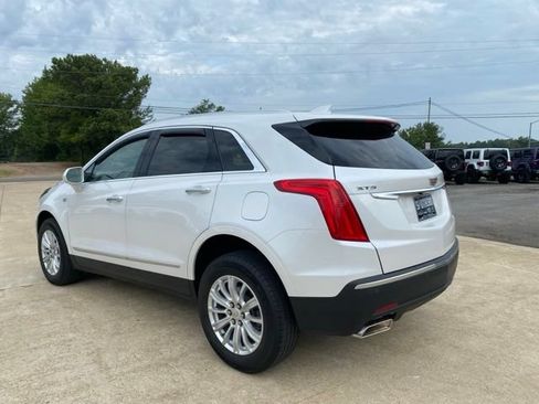 Used 2019 Cadillac XT5 FWD image 3