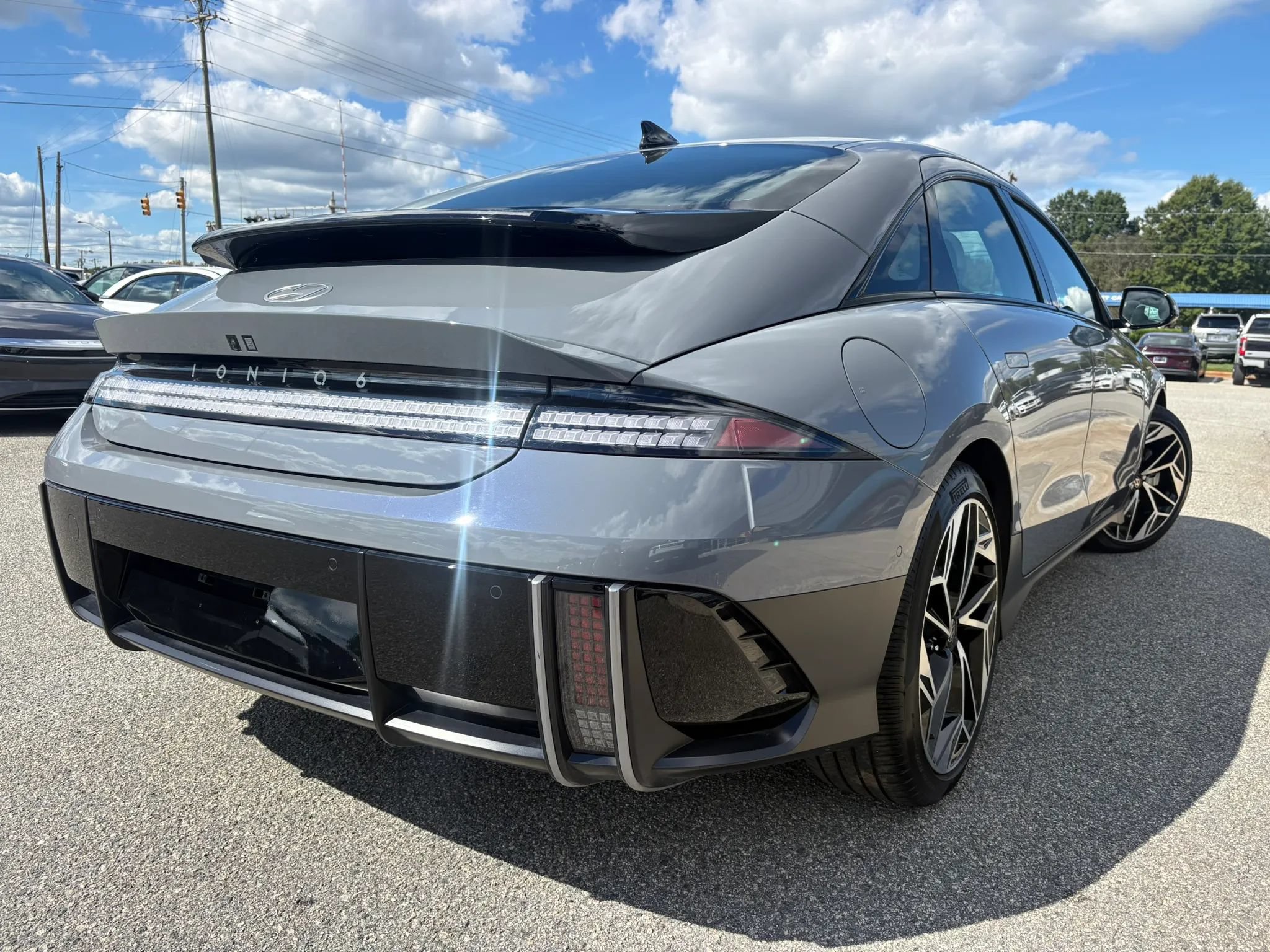 Used 2023 Hyundai Ioniq 6 Limited AWD/4WD image 5