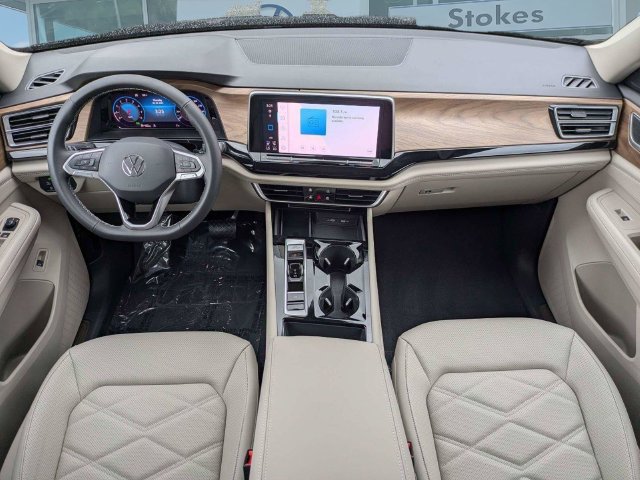 New 2026 Volkswagen Atlas SE FWD image 16