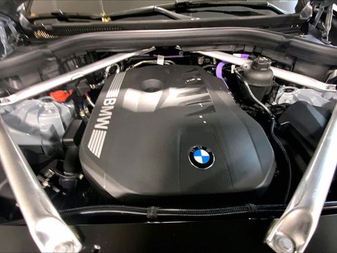 New 2026 BMW X5 xDrive40i w/ M Sport Package image 16