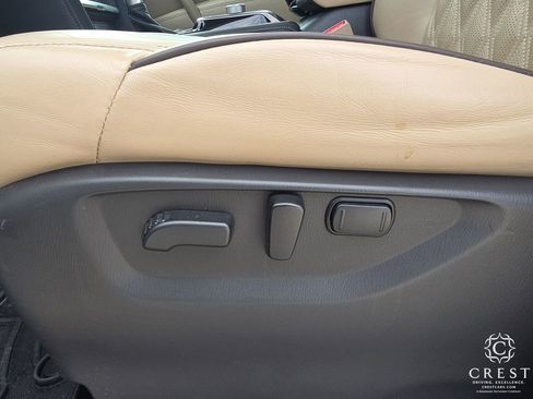 Used 2023 Nissan Armada Platinum w/ Captain's Chairs Package RWD image 10