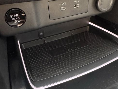 Used 2025 Nissan Rogue Platinum w/ Platinum Premium Package image 24