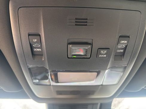 Used 2025 Lexus UX 300h AWD image 27