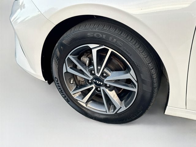 Certified 2023 Kia Forte LXS w/ LXS Technology Package FWD image 27