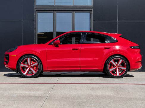 New 2026 Porsche Cayenne S image 2