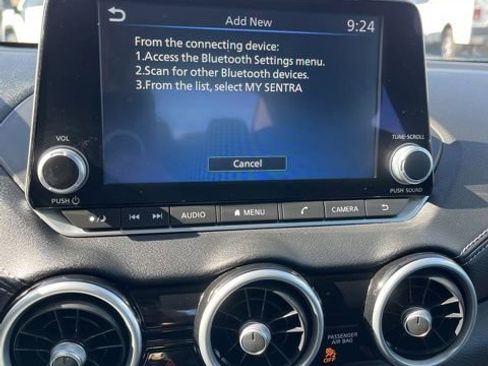 Used 2025 Nissan Sentra SV FWD image 40