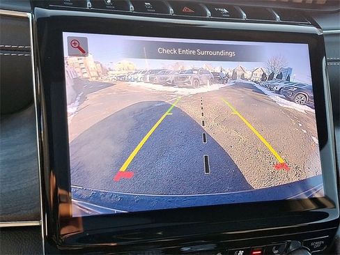 Used 2023 Jeep Grand Cherokee Overland w/ Luxury Tech Group IV image 20