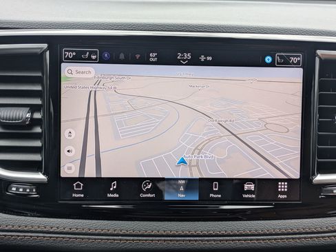New 2026 Chrysler Pacifica Pinnacle FWD image 13