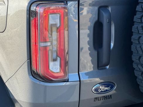 Certified 2024 Ford Bronco Wildtrak image 28