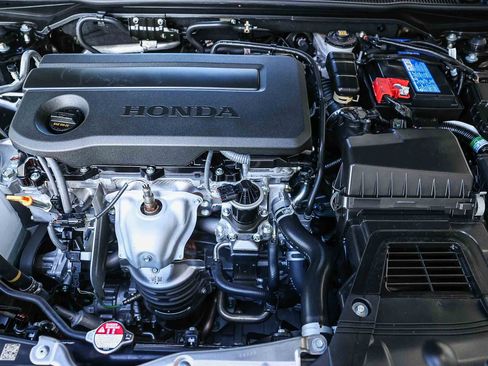 Used 2025 Honda Civic LX image 32