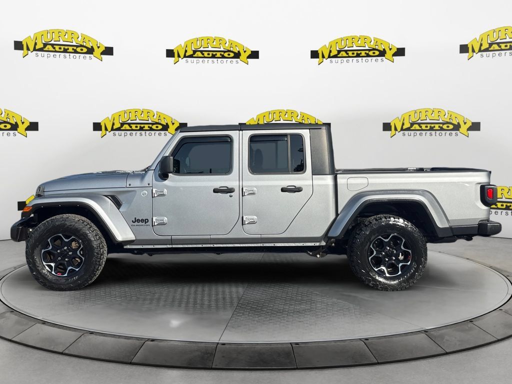 Used 2021 Jeep Gladiator Sport AWD/4WD image 2