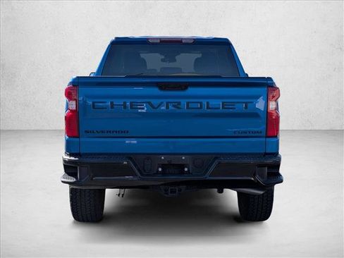Used 2024 Chevrolet Silverado 1500 Custom Trail Boss w/ Turbomax Blackout Package AWD/4WD image 6