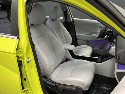 Used 2024 Hyundai Kona Limited image 24