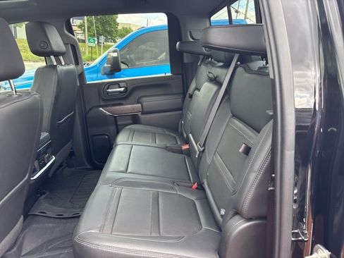 Used 2022 GMC Sierra 3500 Denali AWD/4WD image 16