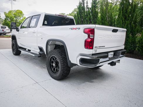 Used 2025 Chevrolet Silverado 2500 LT w/ Convenience Package AWD/4WD image 8
