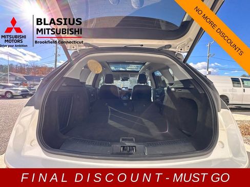 Used 2021 Lincoln Corsair Reserve image 39