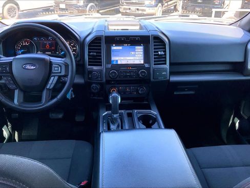 Used 2017 Ford F150 XLT w/ Equipment Group 302A Luxury AWD/4WD image 16