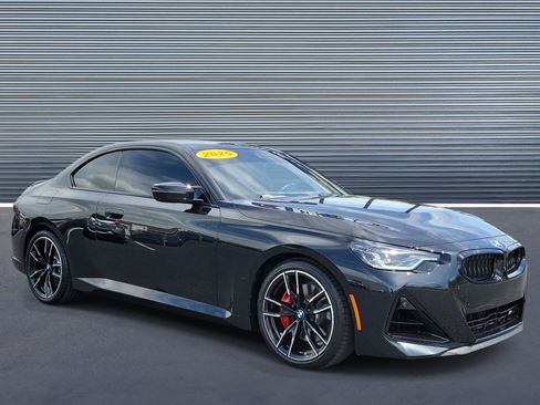 Used 2025 BMW M240i Coupe w/ Premium Package RWD image 2