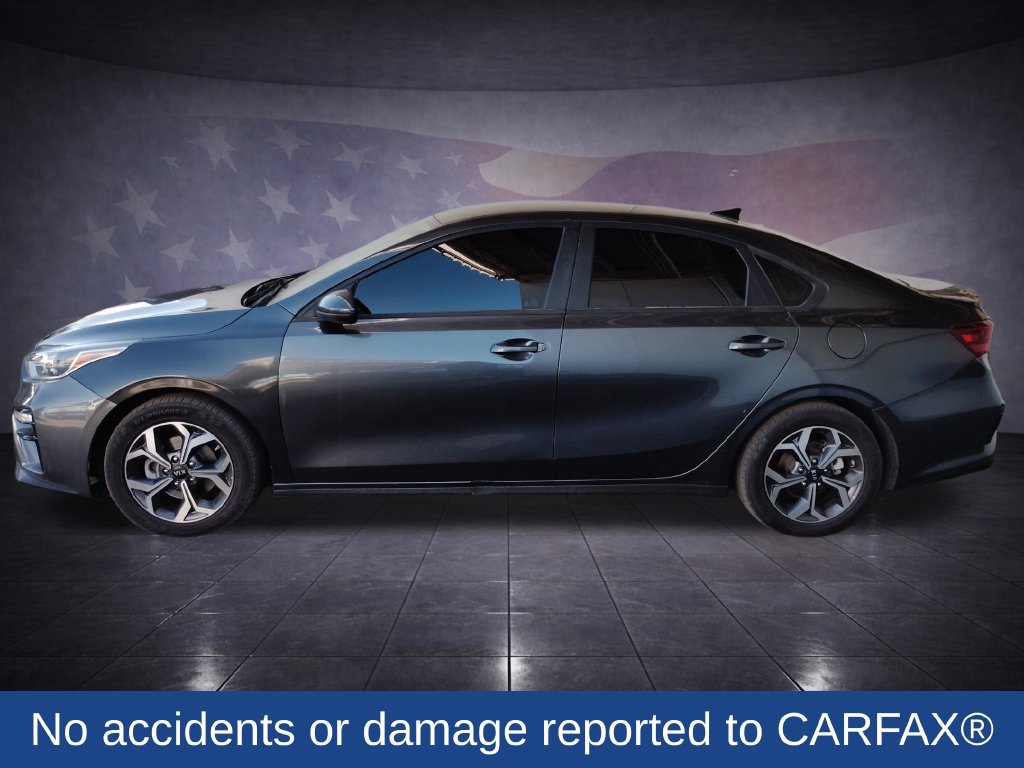 Used 2020 Kia Forte LXS FWD image 2