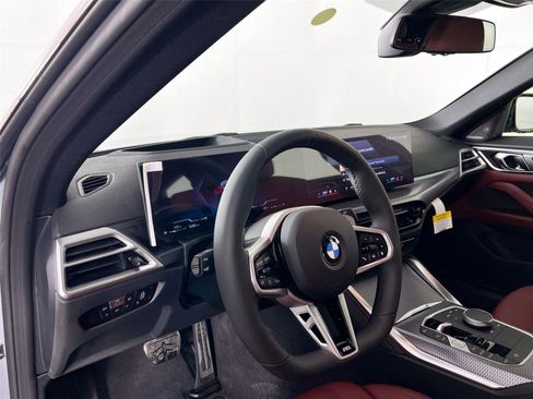 New 2026 BMW 430i xDrive w/ M Sport Package AWD/4WD image 10