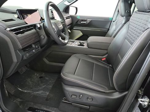 New 2025 GMC Sierra EV Denali AWD/4WD image 6